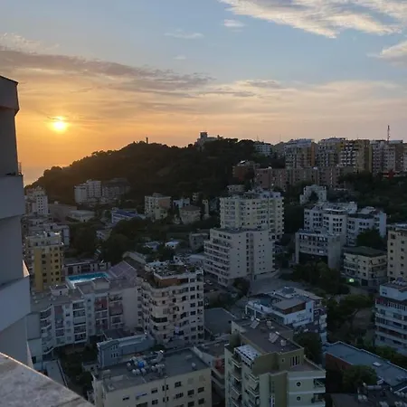 Luxury - Floor Panorama Apartment Durrës